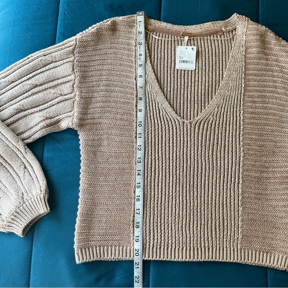 Free People When It Rains Sweater NWT - Picture 15 of 16